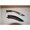 Image 2 : KNIVES: KERIS (KRIS) W/LEATHER SHEATHS & DRAGON (3 PCS)