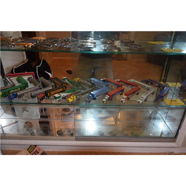 SCALE MODEL SEMI TRUCKS: TEXACO, O'DOUL'S, SUNCO, MOBIL, MICHELOB, BP, SHELL, BUD LIGHT, BUSCH, BUSW