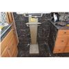 Image 1 : FAIRBANKS MORSE VALET/BATHROOM SCALE