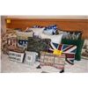 Image 1 : COLLECTION OF PILLOWS (17 PCS)