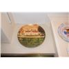 Image 2 : US CAPITOL SOUVENIRS PLATES, TRIVIT & FRAMED ART (31" X 11 1/2") (10 PCS)