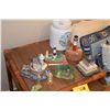Image 1 : COLLECTION OF SEASHORE DRIFTWOOD ART, LIGHTHOUSE MOTIF STATUARY, COOKIE JAR, PILLOWS & BOOKS (20 PCS