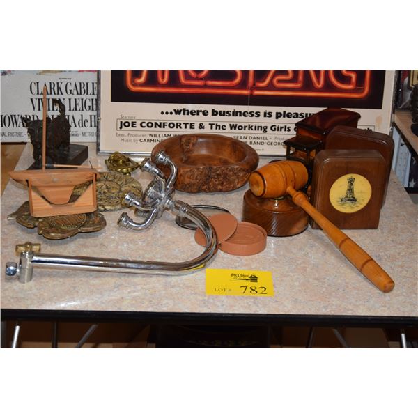 MIXED LOT: SHOWER HEAD BOOKENDS, WOODEN BOX CAR, DOOR KNOCKERS, WOOD BOWL