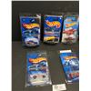 Image 2 : Lot of 5 Hot Wheels Sealed in Original Package, Plus in Card Protectors