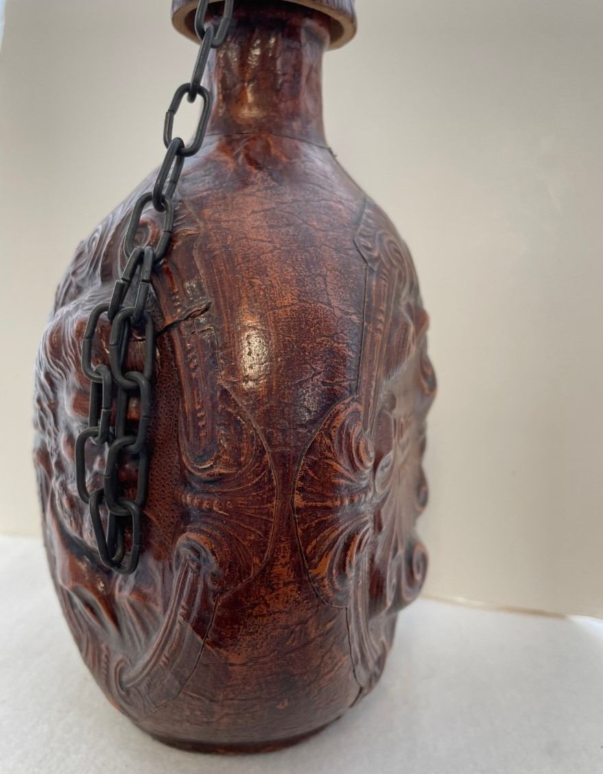 Vintage Leather Spanish Flask El Quijote De La Mancha , With Lid and Chain