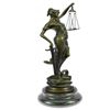 Image 5 : Blind Lady Justice Bronze Statue
