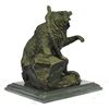 Image 4 : Bear Standing on Cliff Bronze Sculpture
