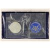 Image 2 : 1971  IKE SILVER DOLLAR UNCIRCULATED (BLUE PACK)