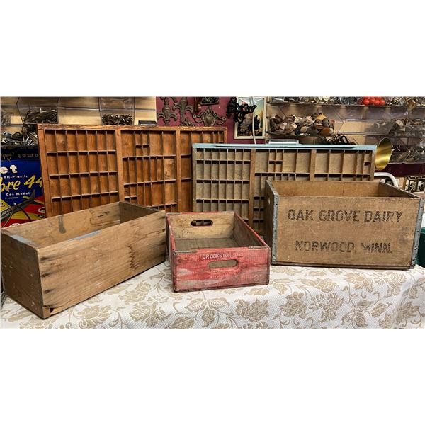 WOODEN TRAYS AND BOXES
