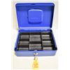 Image 1 : CASH BOX WITH KEY
