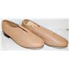 Image 1 : LEO'S DANCE WEAR TAN SZ 9.5 MEDIUM DANCE SHOES