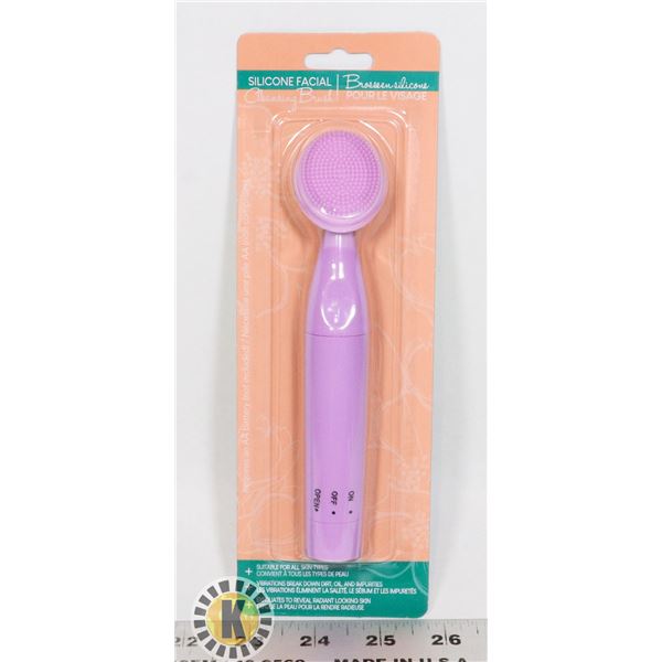 NEW  SILICONE FACIAL CLEANSING BRUSH