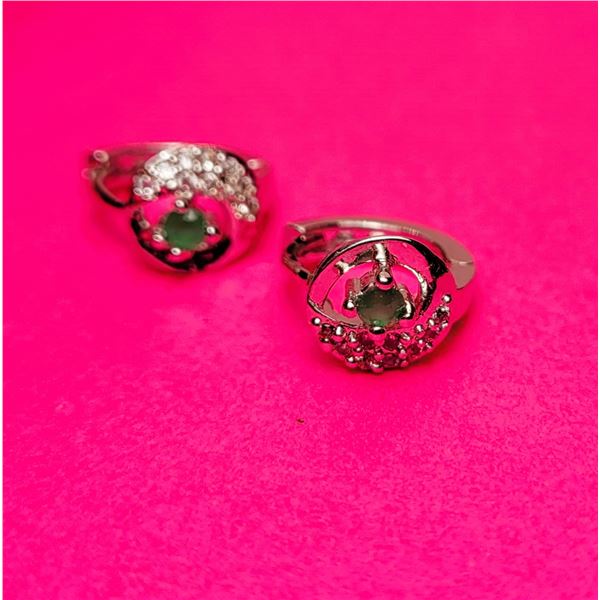 19)   EMERALD GREEN AND CLEAR CRYSTALS SET IN