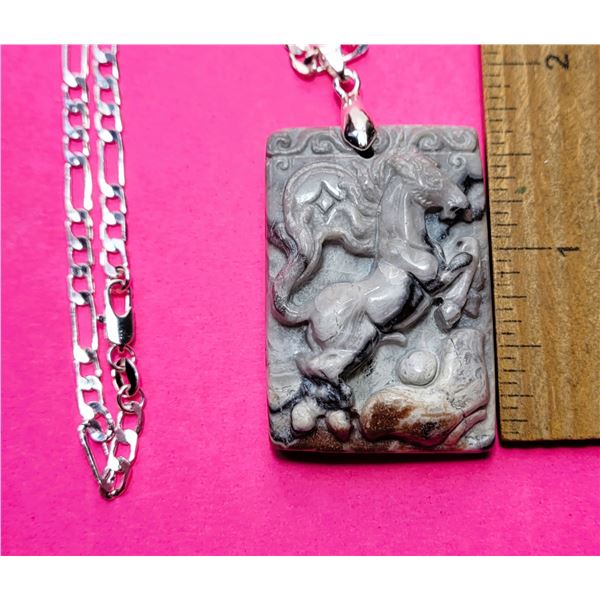 25)  CARVEDHORSES, NATURAL GREY OCEAN JASPER