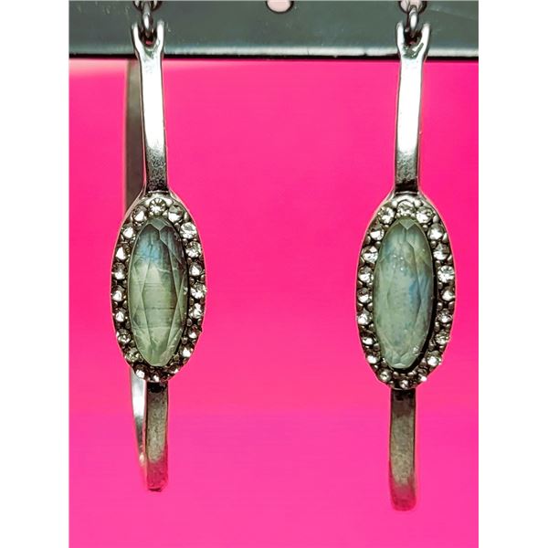 21)  ELONGATED SILVER TONE OVAL HOOP EARRINGS