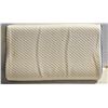 Image 1 : HIGH QUALITY LUXURY MEMORY FOAM PILLOW