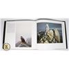 Image 3 : THE WORLD OF ROBERT BATEMAN HARDCOVER