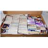 Image 1 : LARGE FLAT OF ASSORTED SPORTS CARDS