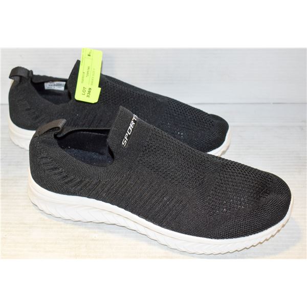 SPORTS SHOES SIZE 9