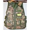 Image 1 : YOUTH SIZE CAMO FISHING, HUNTING AND TACTICAL VEST