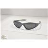 Image 1 : 2 TONE GREY OAKLEY REPLICA SUNGLASSES