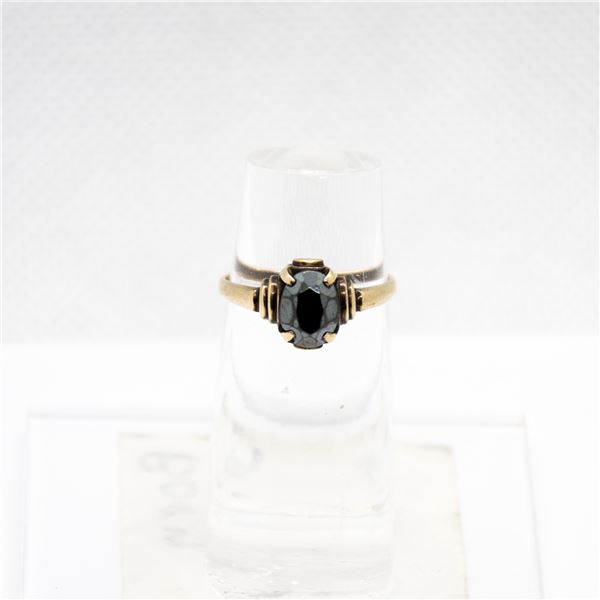 10K DIMENT GOLD RING WITH ONYX GEMSTONE SIZE 6.5