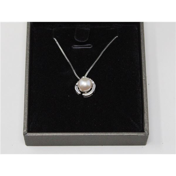 B. CATCHER .925 SILVER FRESH WATER PEARL NECKLACE