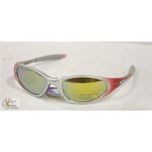 RED & GREY OAKLEY REPLICA SUNGLASSES