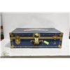 Image 1 : VINTAGE BLUE METAL & BRASS TRUNK