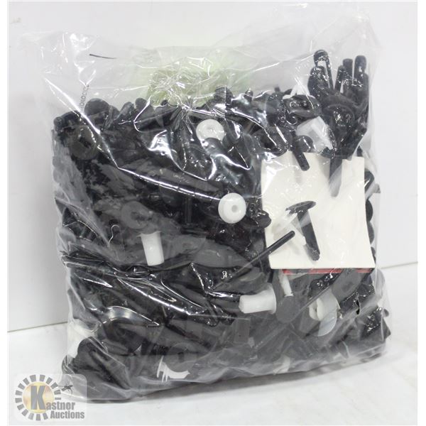 BAG OF AUTOBODY CLIPS & FASTENERS + RAZOR
