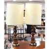 Image 1 : PAIR OF VINTAGE TABLE LAMPS APPROX 32" TALL