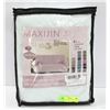 Image 1 : NEW REPACKAGED MAXIJIN 1 PIECE CHAIR SLIPCOVER