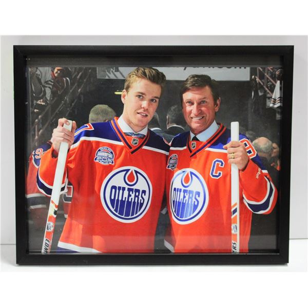 MCDAVID AND GRETZKY PICTURE FRAME 13" X 16"