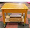 Image 1 : 28" X 37" ROLLING WOODEN SHOP TABLE W/ ATTACHMENT