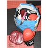 Image 1 : BOXING GLOVES/SPARING PADS (4 PAIR)