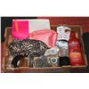 Image 1 : BOX WITH NEW EYELASHES, FRUIT KICKS SHAMPOO,