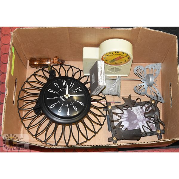 WESTERN FRAME AND DECOR ITEMS (SIX PCES)