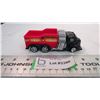 Image 1 : 1999 hothweels 4.75" long explosives truck
