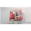 Image 1 : Mcfarlane Wayne Gretzky Team Canada 1987 figure - NIB