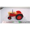 Image 1 : Case 600 Tractor (original condition) - 9" long