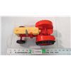 Image 2 : Case 600 Tractor (original condition) - 9" long