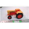 Image 3 : Case 1030 Comfort King Tractor - ERTL - repainted - 9.5" long