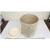 Image 3 : 8 Gal Medalta Potteries stoneware crock with lid - lid has chip