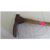 Image 2 : CNR Trench Axe - 31" long