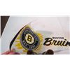 Image 2 : Bruins Pennant + (3) NHL Beer Bottles