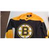 Image 2 : Boston bruins jersey (medium) + Bruins Jacket (3T) plus baby gloves - used