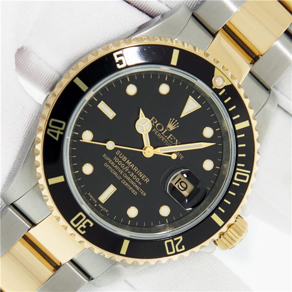 Rolex Mens 2T 18K Yellow Gold And Stainless Submariner 40MM With Rolex Box