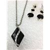 Image 2 : Black Pendant on 18" Chain WITH Matching Earrings