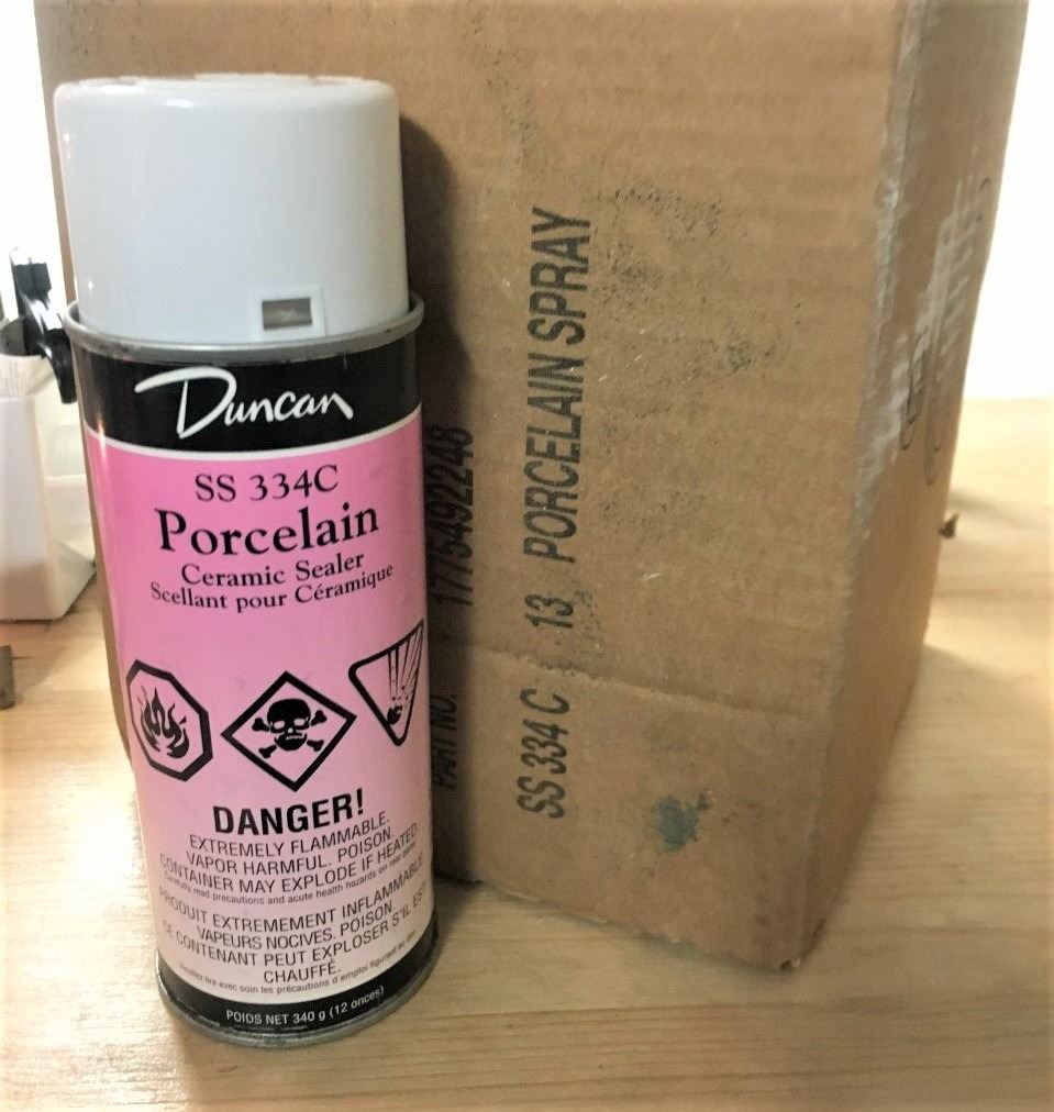 Box of Duncan Porcelain Spray TWELVE SPRAY CANS