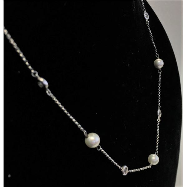 0.925 Silver Necklace with matching 0.925 silver earrings